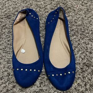 l.e.i. Royal Blue Suede Flats, Round Gold Grommets On Toes/heels, Size 9.5